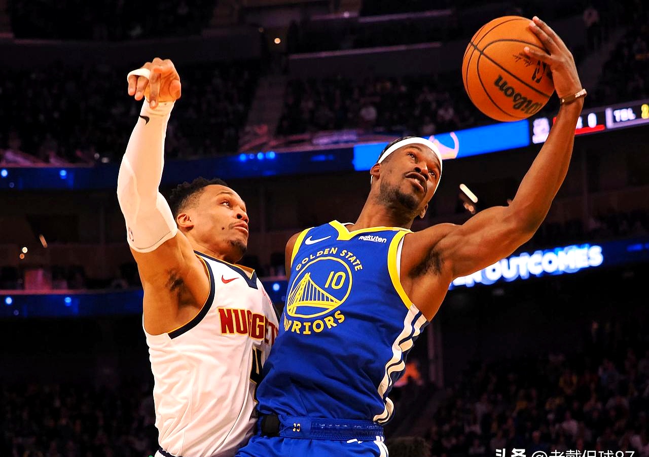 爱游戏APP-关于勇士核心球员伤退,球队未来走势成疑,今年环境.的信息